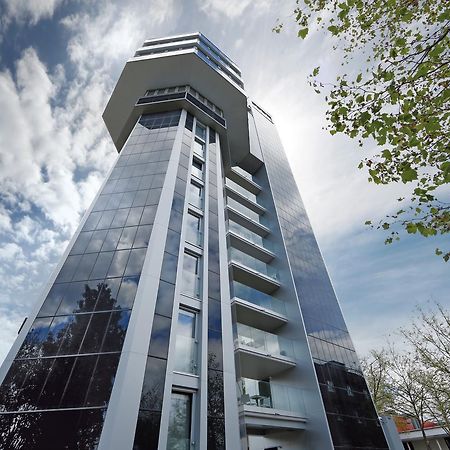 Aquaturm Hotel & Energie Радольфцелль  Экстерьер фото