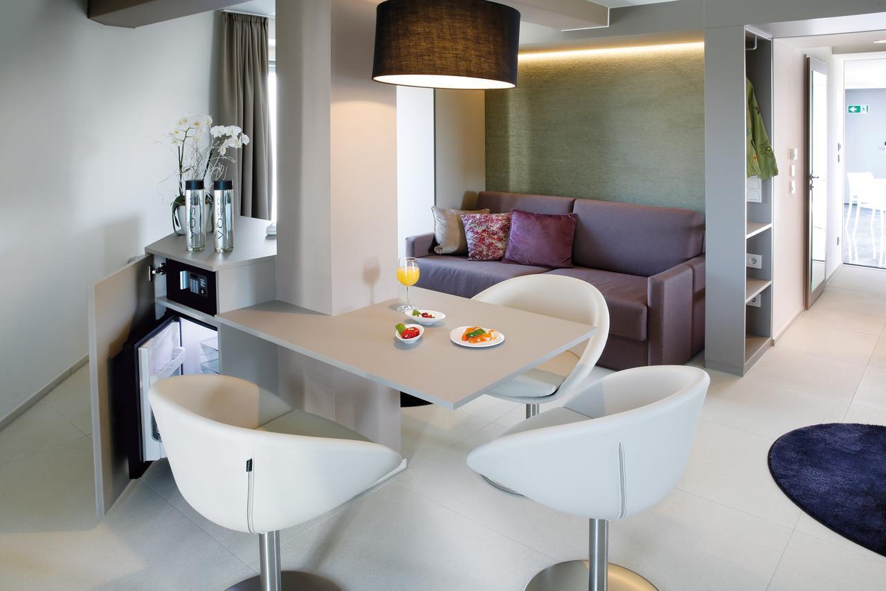 Aquaturm Hotel & Energie Радольфцелль  Экстерьер фото