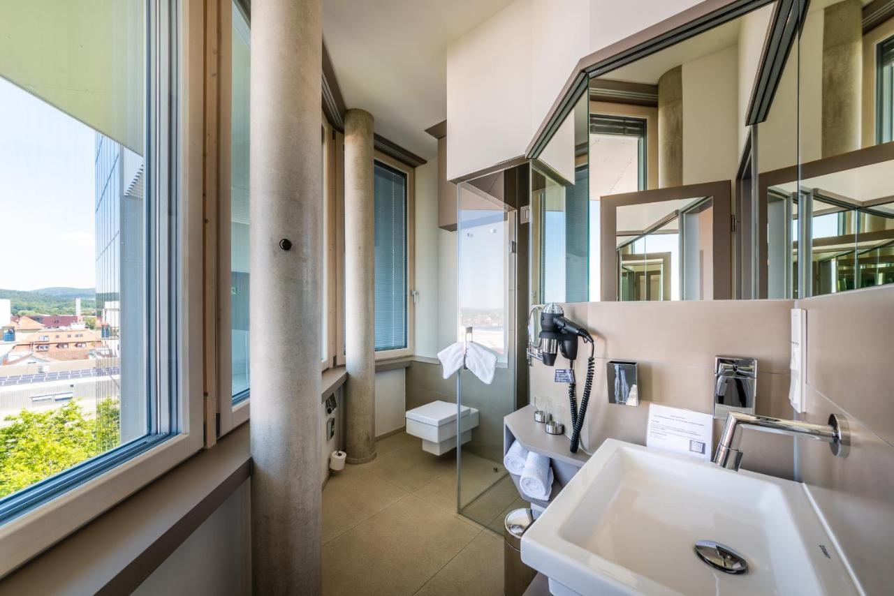 Aquaturm Hotel & Energie Радольфцелль  Экстерьер фото